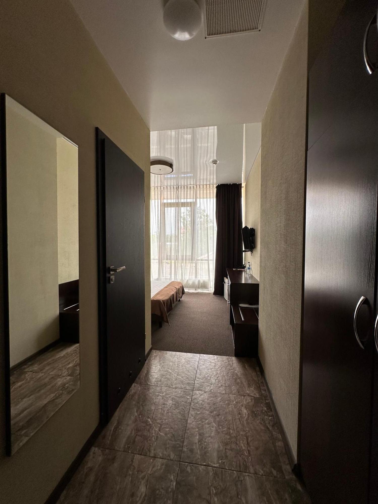 Hotel Atmosphere Poltava Extérieur photo