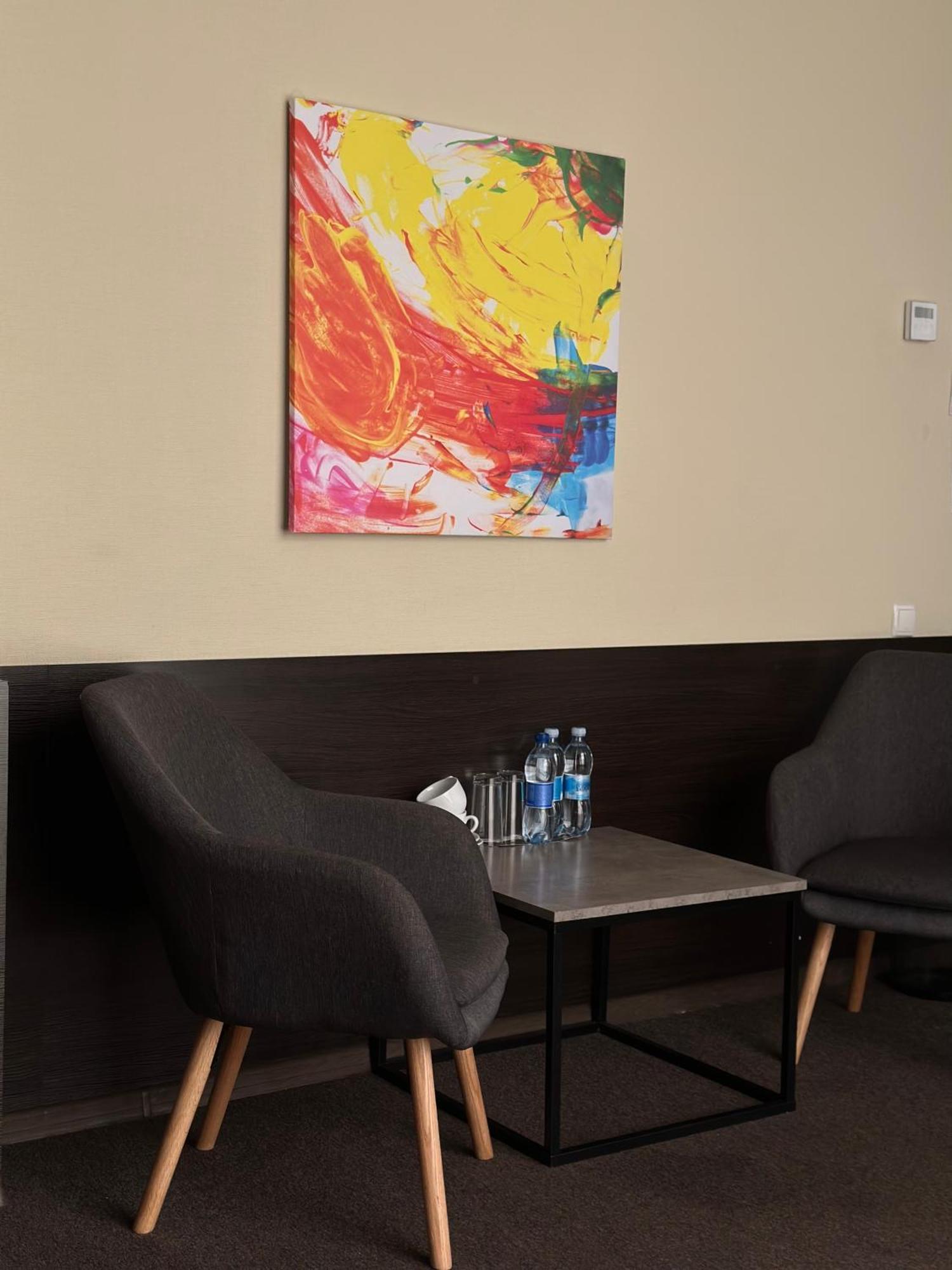 Hotel Atmosphere Poltava Extérieur photo